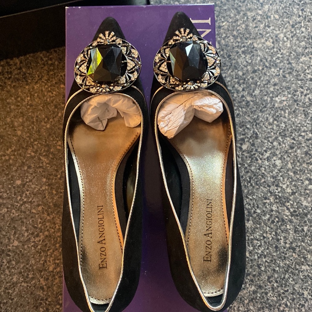 Size 6 never worn